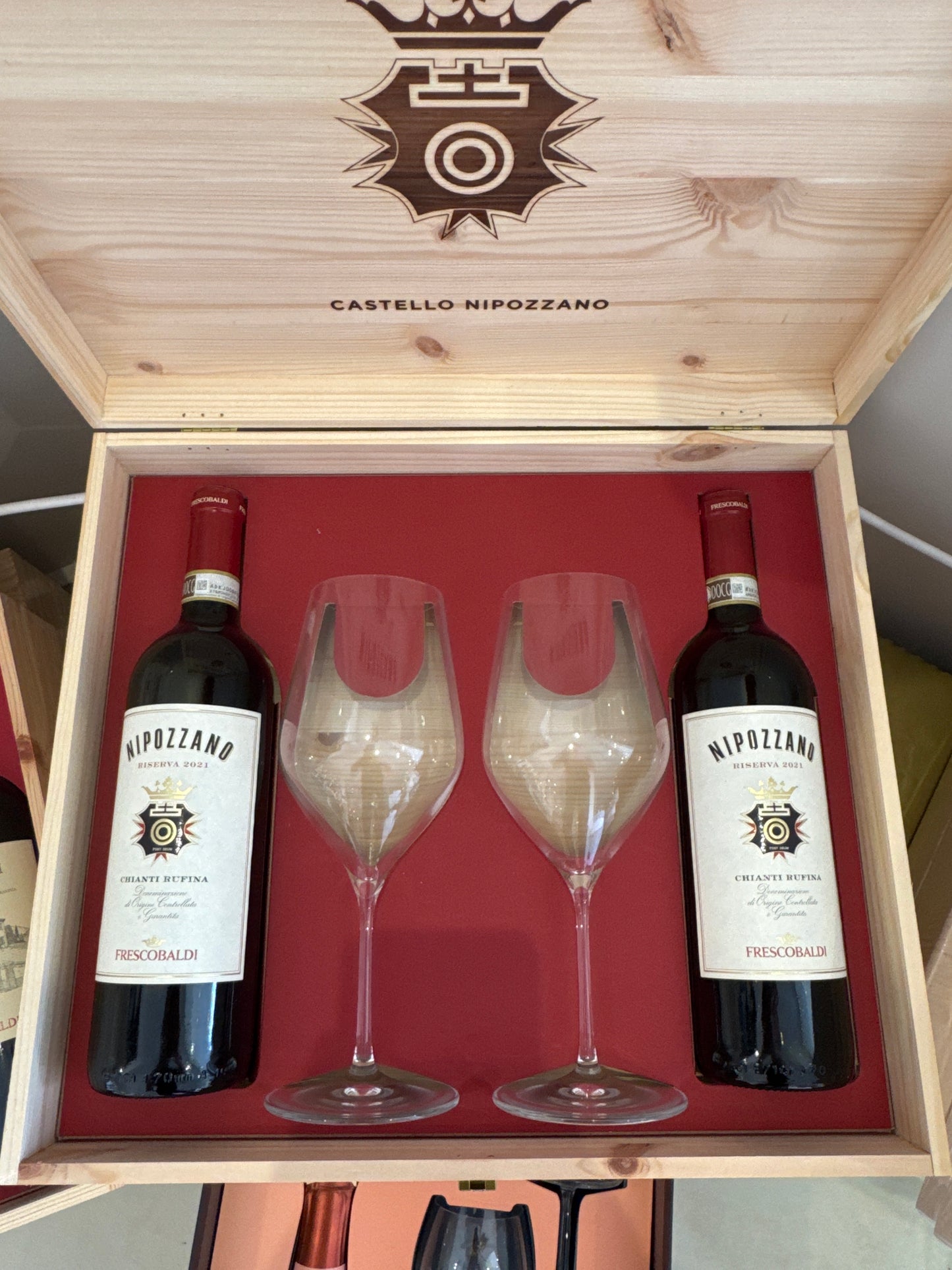 Frescobaldi Cassetta Nipozzano Riserva 2 Bottiglie 2 Bicchieri