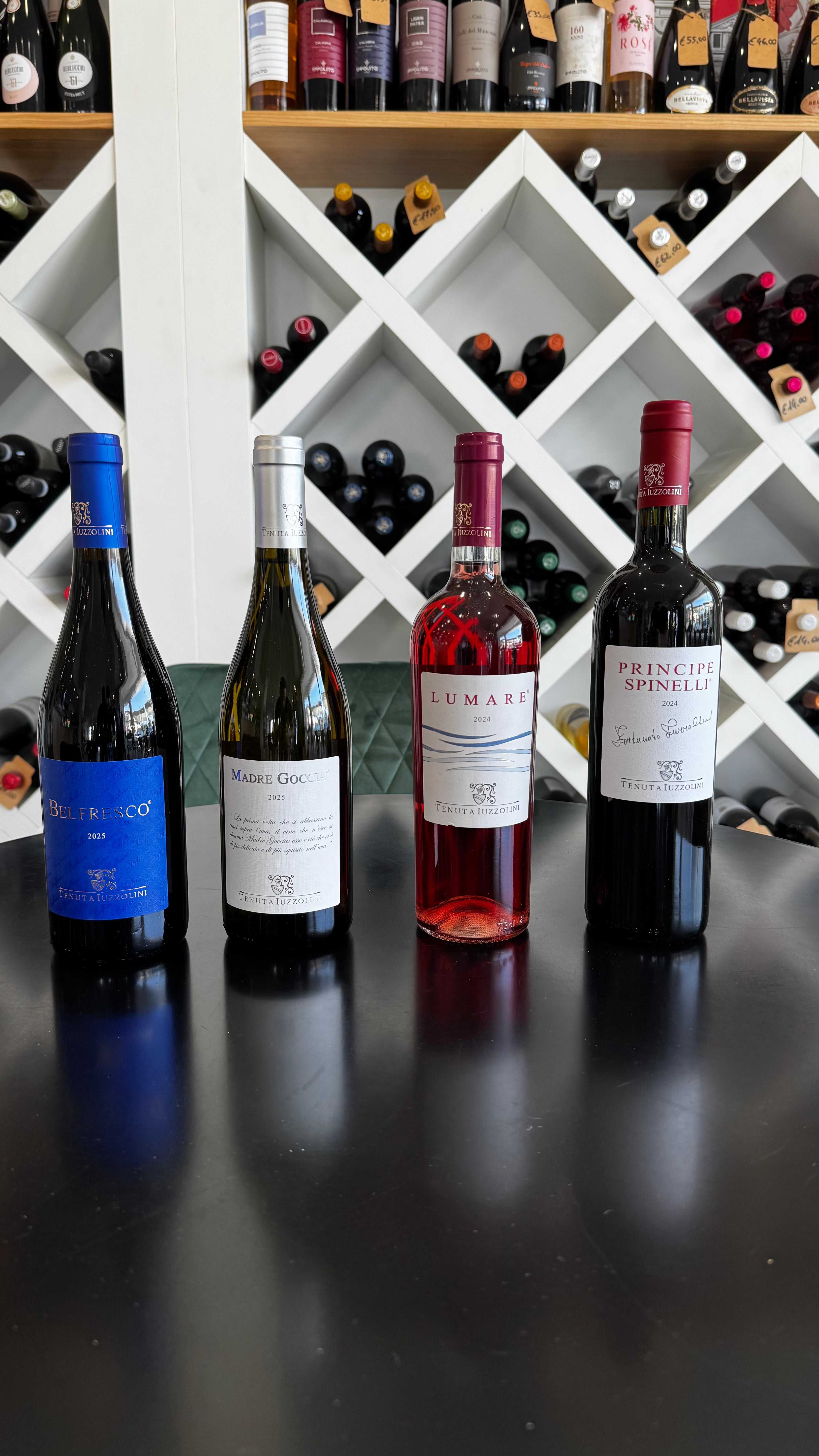 Cartone Vino Iuzzolini – 6 Bottiglie di Vini Calabresi Selezionati